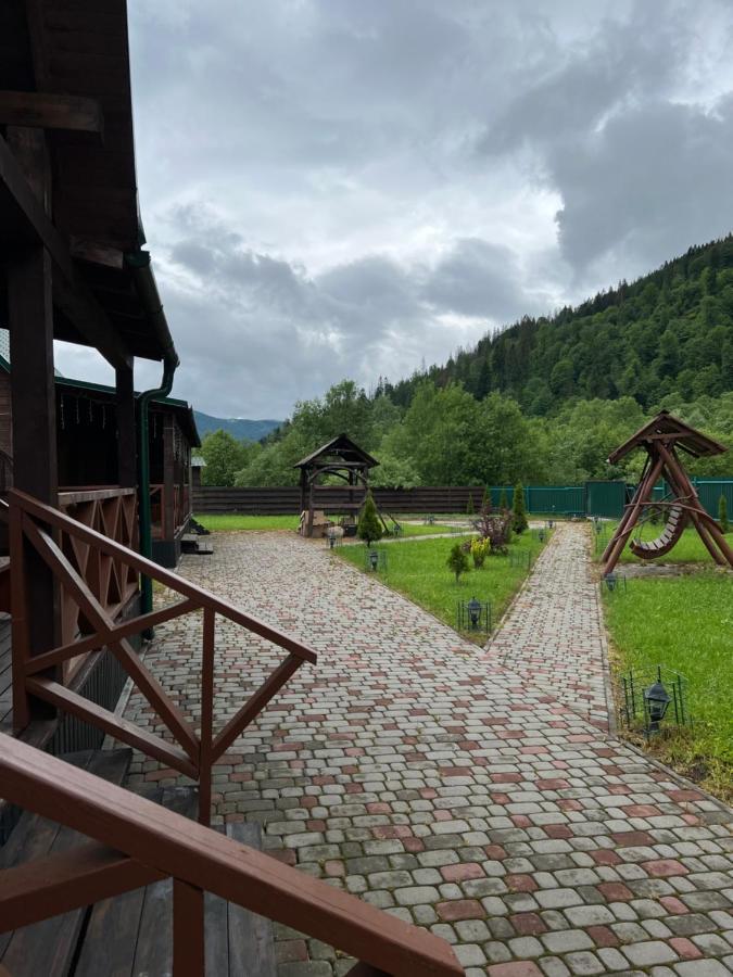 Veranda Mykulychyn Exterior foto